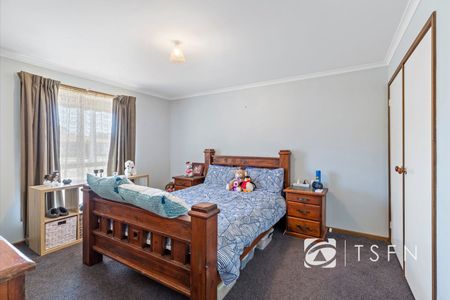 319 MacKenzie Street West, Kangaroo Flat - Photo 3