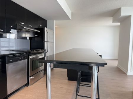 For Lease - 19 Singer Court Unit# 1721, Toronto, Ontario - Photo 4