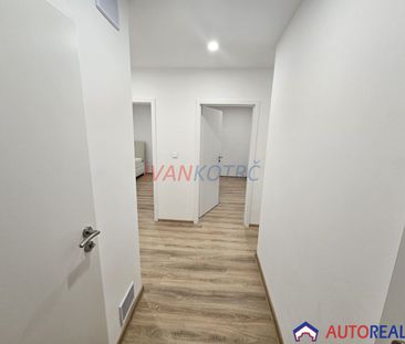 Na prenájom 2 izbový byt s loggiou po kompletnej rekonštrukcii vo Z... - Photo 3