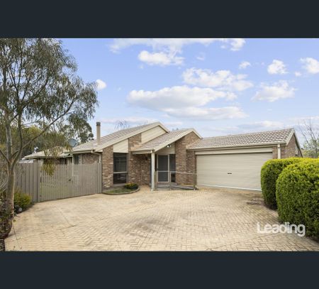 39 Ballet Crescent, Sunbury, Vic 3429 - Photo 2