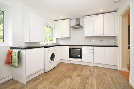 Rosemary Court, Rosemary Close, High Wycombe - Photo 3