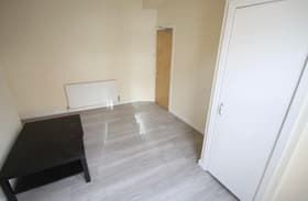 6 Bed - 7 Archery Terrace, Woodhouse, Leeds - LS2 9AT - Student - Photo 5