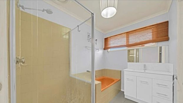 Endeavour Hills - Photo 1