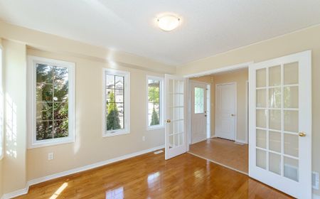 For Lease - 5616 Margarita Crescent, Mississauga, Ontario - Photo 4