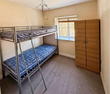 Henry Bird Way, NN4 - Photo 6