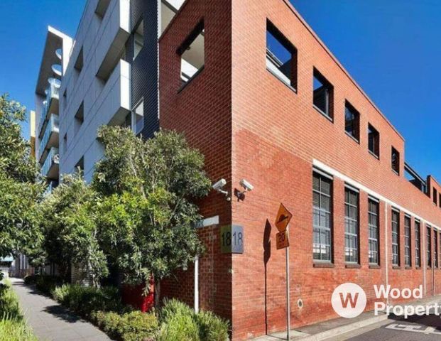 Stylish Apartment in Prime Richmond Location - Photo 1