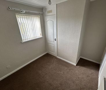 Bromfield Crescent, Wednesbury - Photo 6