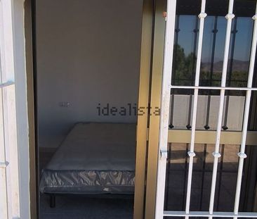 Alquiler de piso en Calle Benahavís - Photo 4