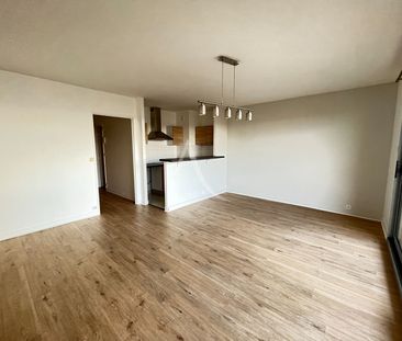 Location Appartement 1 pièce 30m² - Photo 3