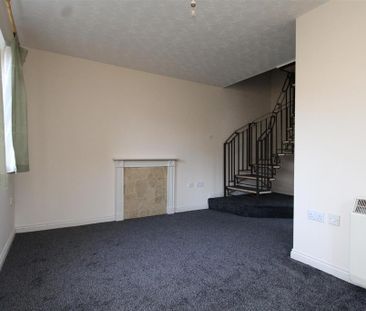 1 bedroom end of terrace house to rent - Photo 2