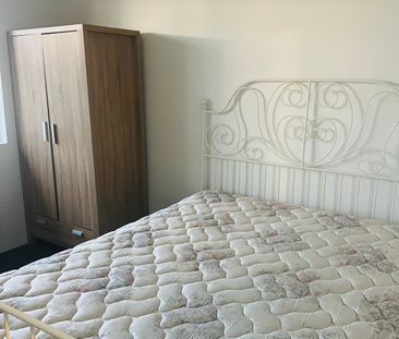 Kensington - Photo 4