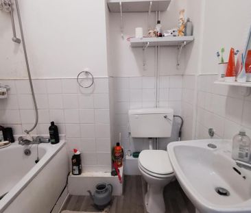 2 bedroom maisonette to rent - Photo 5