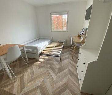 Location Appartement 1 pièce 18m² VALENCIENNES 59300 - Photo 2