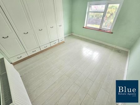 5 bedroom semi-detached house to rent - Photo 4