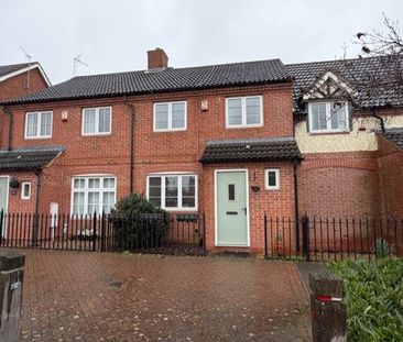 Westlake Avenue, Hampton, Peterborough - Photo 1