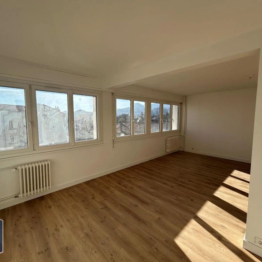 Appartement à louer 3 pièces 69.02m² - Photo 1