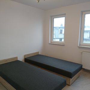 MIESZKANIE 2-POKOJOWE Z BALKONEM - Zdjęcie 2