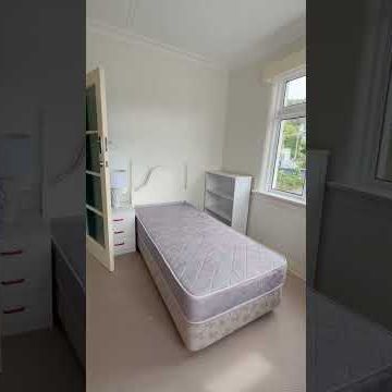 Fully Furnished Studio on London Street - Photo 1