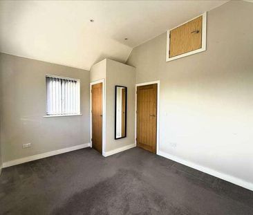 East Kent Avenue, Northfleet, DA11 - Photo 5