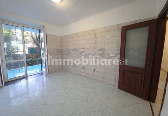 Trilocale viale degli Oleandri, Lucrino, Pozzuoli - Foto 1