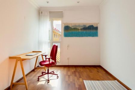 2 room luxury Flat for rent in Valencia - Photo 3