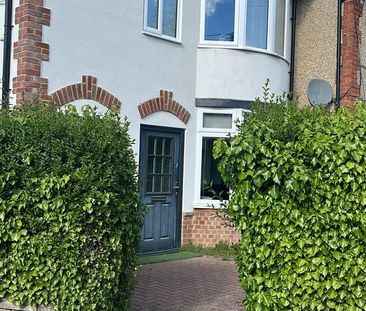 2 bedroom ground floor flat to rent - Photo 3