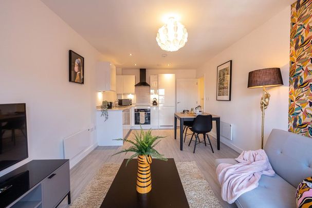 1 bedroom flat to rent - Photo 1