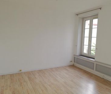 Location Appartement 1 pièce 27m² NOGENT LE ROI 28210 - Photo 5