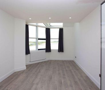 1 bedroom property to rent - Photo 2