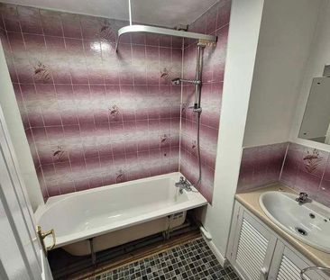 South Street, Crewkerne, TA18 - Photo 5