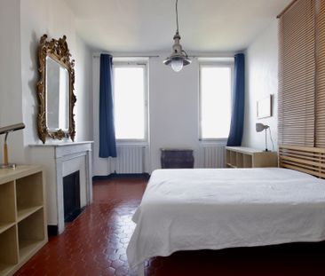 Location Appartement 2 pièces 58m² MARSEILLE 7ème - Photo 4