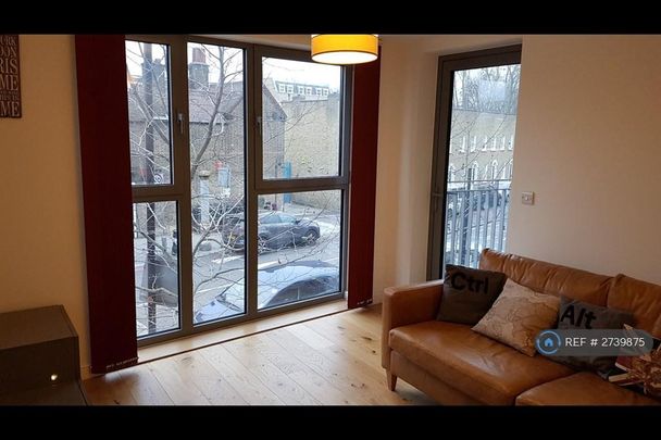 2 bedroom flat to rent - Photo 1