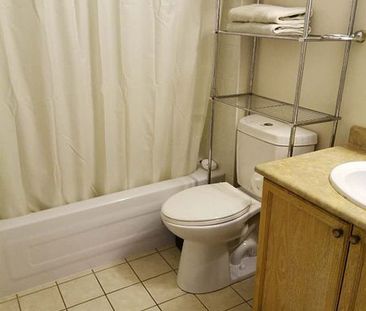 For Lease - 51 Baffin Court Unit# 716, Richmond Hill, Ontario - Photo 4