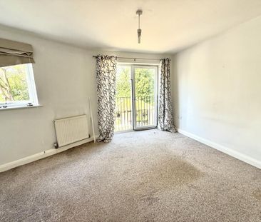 3 bedroom mews to rent - Photo 2