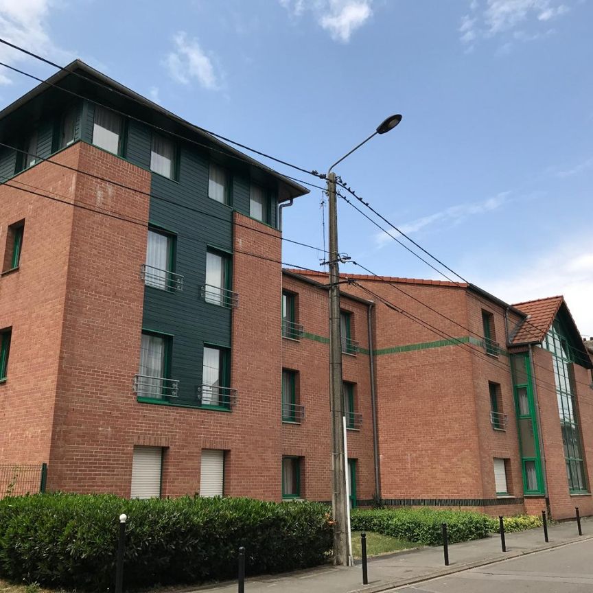 Location Appartement 1 pièce 19m² VALENCIENNES 59300 - Photo 2