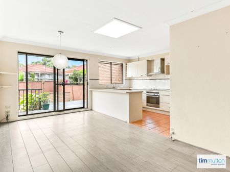 Unit 22/24-26 Toronto Pde, Sutherland NSW 2232 - Townhouse For Rent | Domain - Photo 3