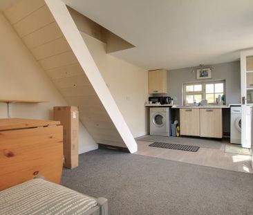1 bedroom barn conversion to rent - Photo 4