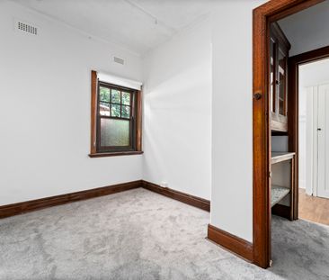 31 Harvey Street, Prahran VIC 3181 - House For Rent | Domain - Photo 6