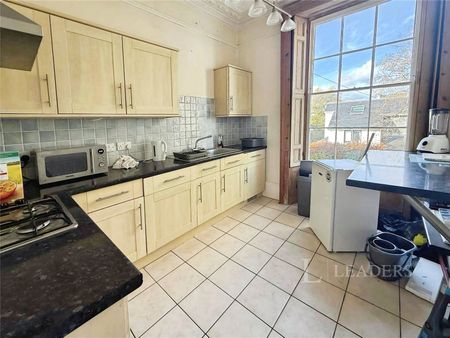 property to rent Priory Street, Cheltenham, GL52 - Photo 4