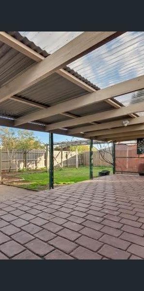 Solid 3 Bedroom Home For Lease in Bellbridge Estate!! - Photo 1