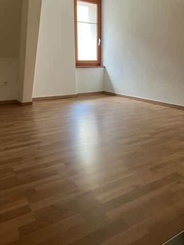 Spacious 4.5 room apartment for rent in Delémont - Photo 3