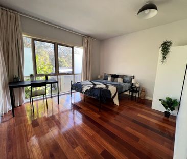 Burwood East - Photo 1