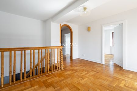 Dwupoziomowy apartament w sercu Saskiej Kępy - Photo 4