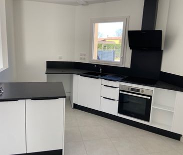 Location Maison 4 pièces 93m² ST YRIEIX SUR CHARENTE 16710 - Photo 3