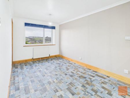 5 bedroom semi-detached house to rent - Photo 3