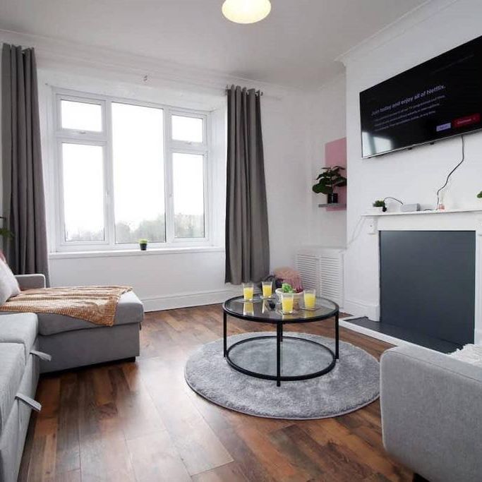 4 bedroom house to rent - Photo 1