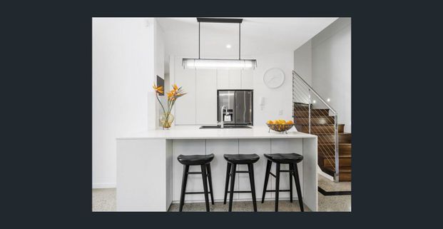 Luxury Villa Living on Azzurra Island - Photo 1