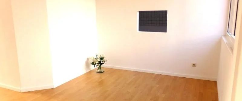 Sofort bez.-freie lichtdurchflutete Maisonettewohnung nebst TG-Platz in bester Citylage - Photo 1