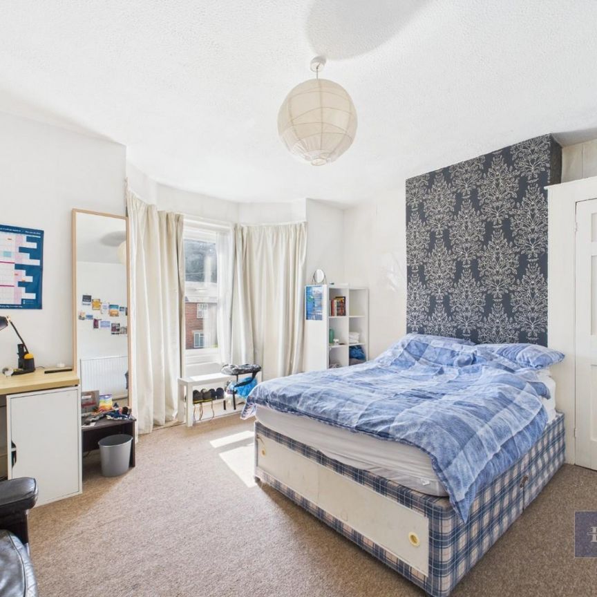 4 bedroom House To Let - Photo 1