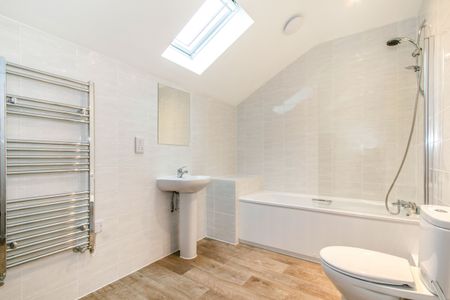 1 bedroom apartment to rent 14A Wharfdale Road, Bournemouth, BH4 - Photo 5